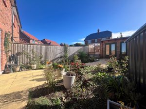 Photo 11- click for photo gallery